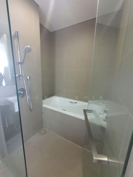 Service Residence for Sale at Three28 Tun Razak - Agnes Chia - Bathroom - PropertyGuru.com.my