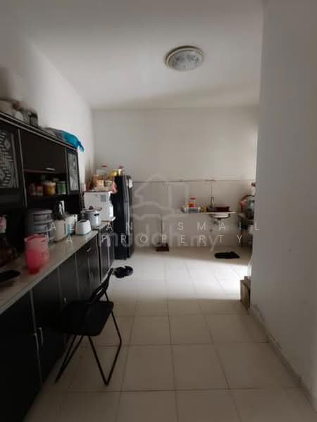 Rumah Teres 2 Tingkat untuk Dijual di Bandar Seri Alam (Masai) - Azlan Ismail aiproperty - Kitchen - PropertyGuru.com.my