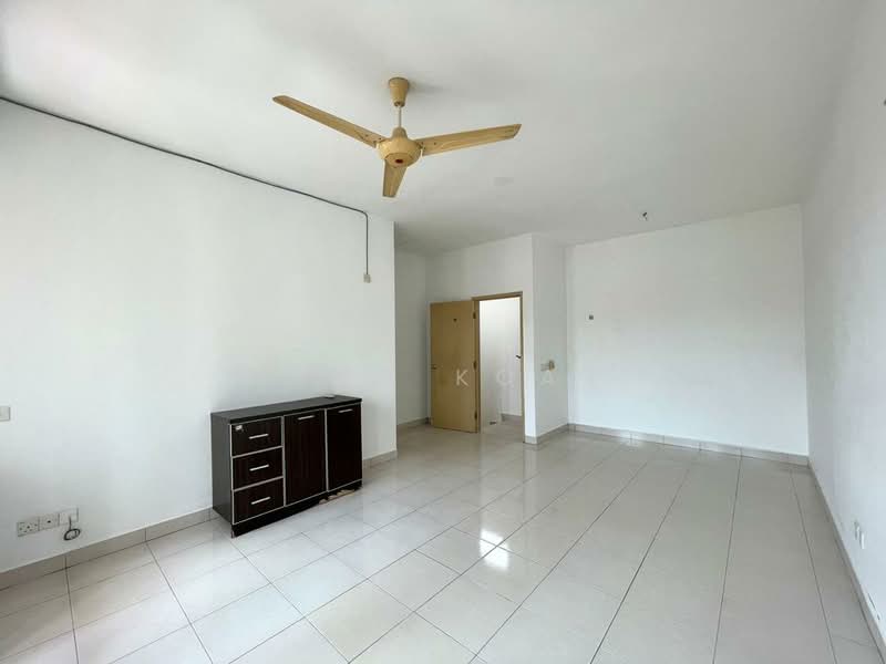 Rumah Teres 3 Tingkat untuk Dijual di Setia Pearl Island (Bayan Lepas) - Ping Koay - Living Room - PropertyGuru.com.my