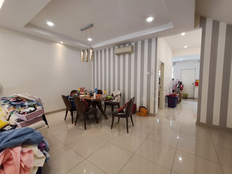 Rumah Teres untuk Dijual di Kemuning Utama (Shah Alam) - Chloe Tan - Dining Room - PropertyGuru.com.my