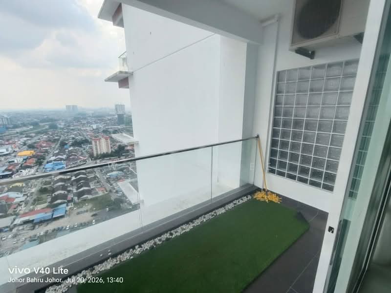 Servis Apartment untuk Disewa di Pinnacle Tower - Werner Kee - Balcony - PropertyGuru.com.my