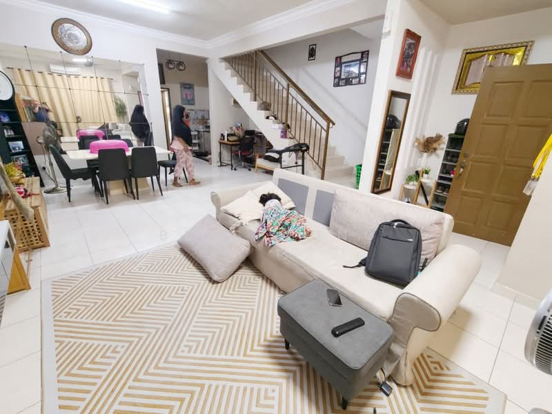 Rumah Teres 2 Tingkat untuk Dijual di Taman Seri Austin (Tebrau) - Bess Wong - PropertyGuru.com.my