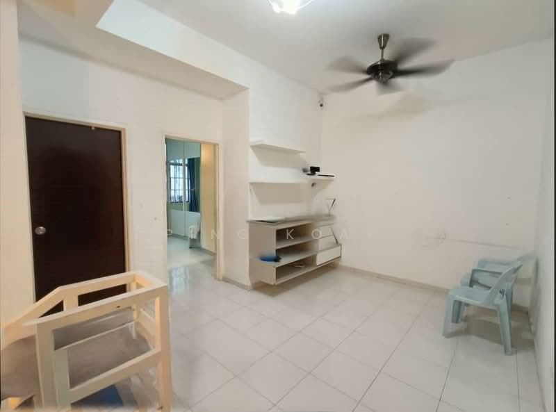Rumah Teres 3 Tingkat untuk Dijual di Setia Pearl Island (Bayan Lepas) - Ping Koay - Living Room - PropertyGuru.com.my