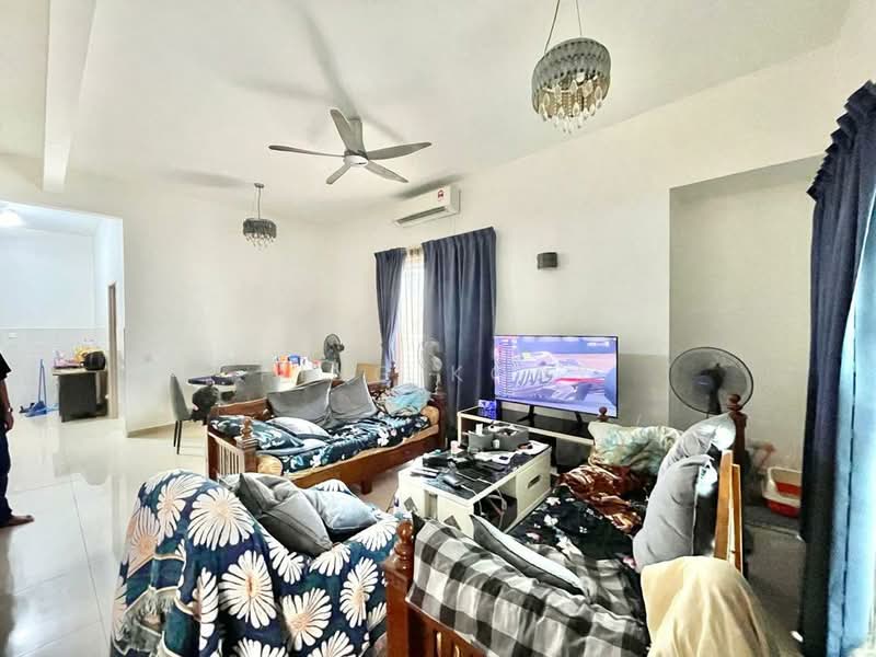 Rumah Teres 3-Tingkat untuk Dijual di Setia Pearl Island (Bayan Lepas) - Ping Koay - Living Room - PropertyGuru.com.my