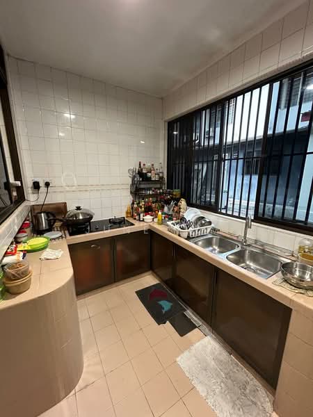 2-storey Terraced House for Sale in Taman Perling (Perling) - June Lim - Kitchen - PropertyGuru.com.my