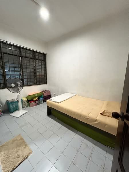 2-storey Terraced House for Sale in Taman Perling (Perling) - June Lim - Bedroom - PropertyGuru.com.my