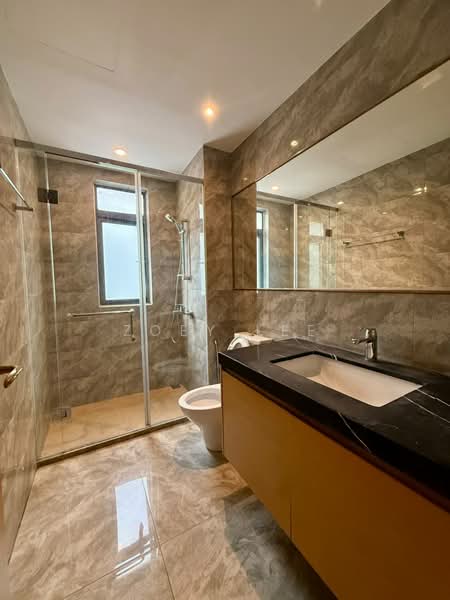 Kediaman Servis untuk Disewa di R&F Princess Cove Phase 1 - Zoey Lee - Bathroom - PropertyGuru.com.my