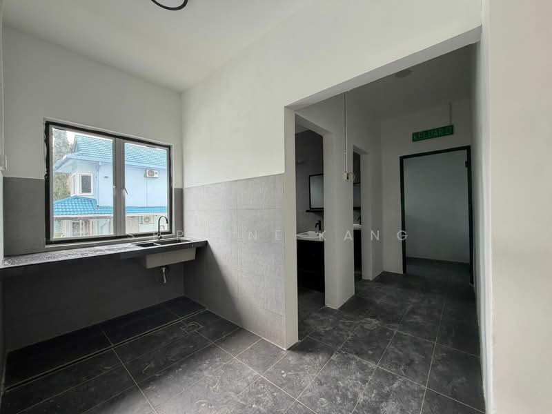 Shop for Rent in Rawang (Selangor) - Sephine Kang - Kitchen - PropertyGuru.com.my