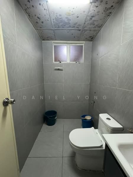 Servis Apartment untuk Dijual di Nusa Perdana Apartment - Daniel Yong - Bathroom - PropertyGuru.com.my