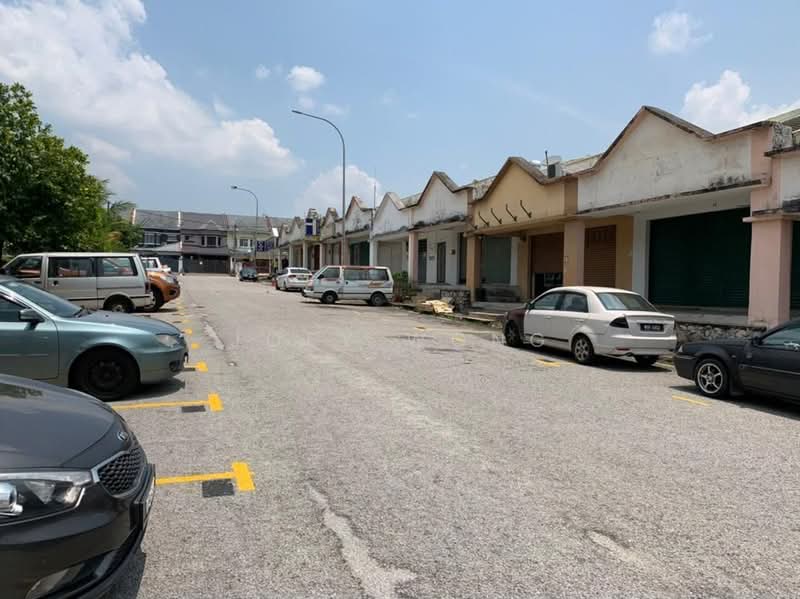 Shop for Rent in Bandar Bukit Puchong (Puchong) - Joey Wong - Exterior - PropertyGuru.com.my