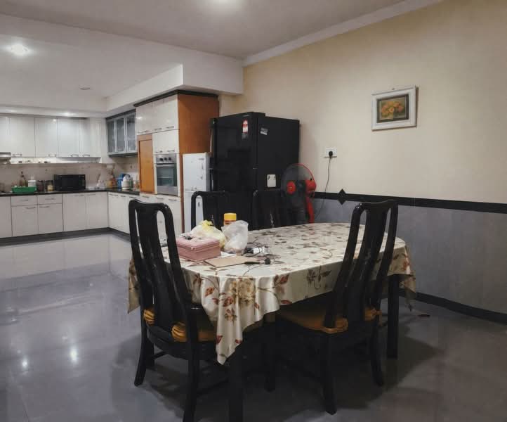 Rumah Berkembar untuk Dijual di Island Glades (Jelutong) - Qyan Goh - Kitchen - PropertyGuru.com.my