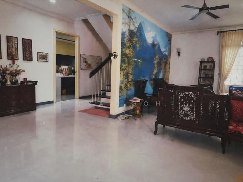Rumah Berkembar untuk Dijual di Island Glades (Jelutong) - Qyan Goh - Living Room - PropertyGuru.com.my