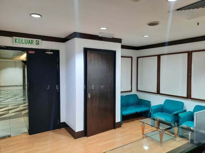 Office for Rent in Seksyen 52 (Petaling Jaya) - Jeffrey Hoon - Entrance - PropertyGuru.com.my