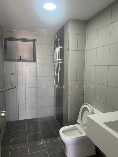 Service Residence for Rent at E'Island Lake Haven - Shirlee Toh - Bathroom - PropertyGuru.com.my