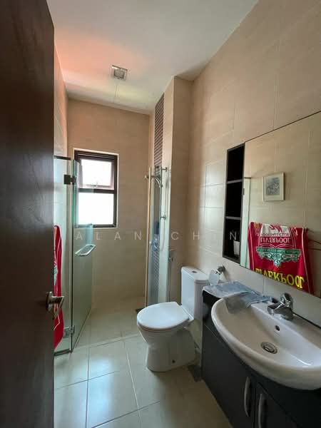 Rumah Berkembar untuk Dijual di KL City Centre (Kuala Lumpur) - Alan Chin - Bathroom - PropertyGuru.com.my