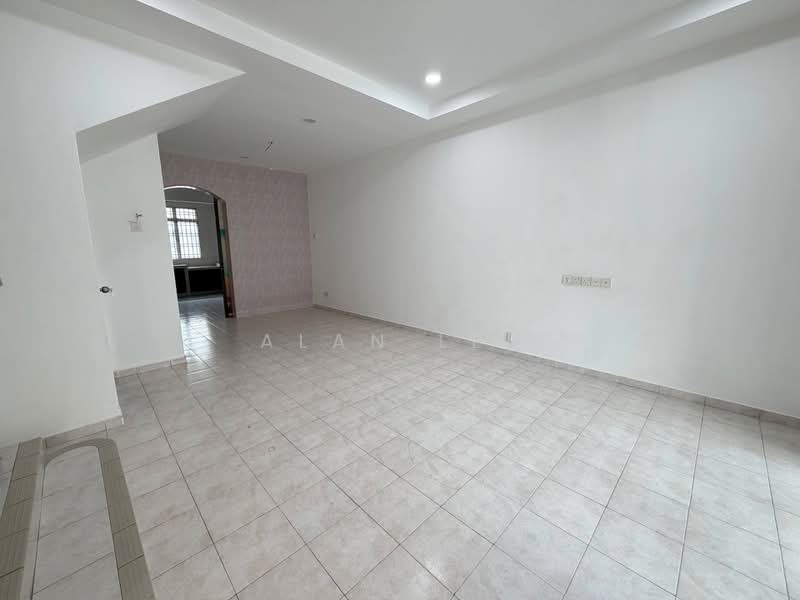 Rumah Teres 2 Tingkat untuk Dijual di Johor Bahru (Johor) - Alan Lee - Living Room - PropertyGuru.com.my