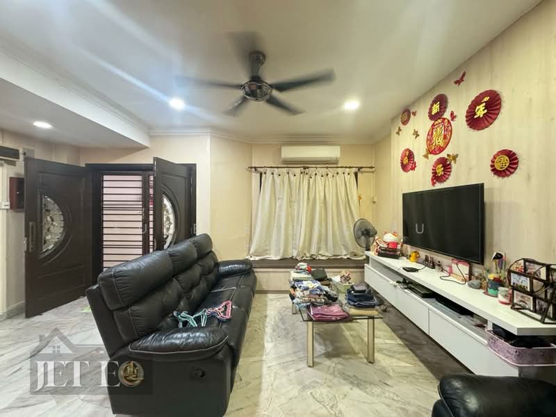 2-storey Terraced House for Sale in Taman Sentosa (Klang) - Eugene Ong Eu chieh - Living Room - PropertyGuru.com.my
