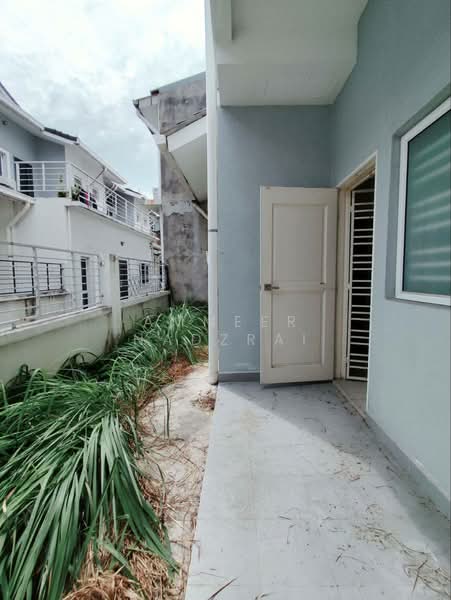 Rumah Teres 2 Tingkat untuk Dijual di Seksyen 13 (Shah Alam) - Ammeer Nadzrai - Exterior - PropertyGuru.com.my