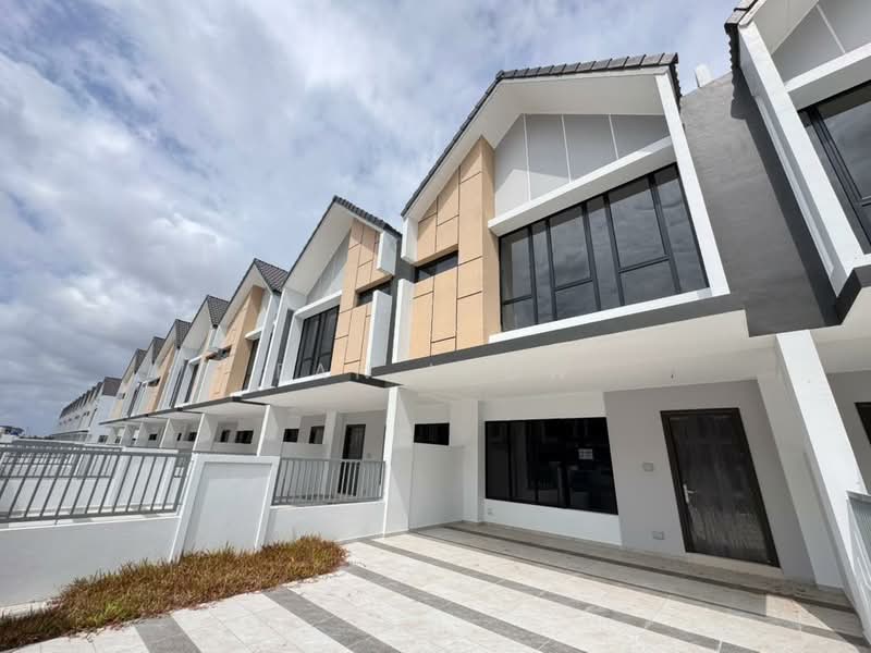 Terraced House for Sale in Taman Desa Tebrau (Tebrau) - Fan Leow - Exterior - PropertyGuru.com.my