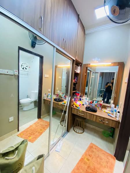 Rumah Teres 2 Tingkat untuk Dijual di Bukit Jelutong (Shah Alam) - Adzura Zamedin - Bathroom - PropertyGuru.com.my