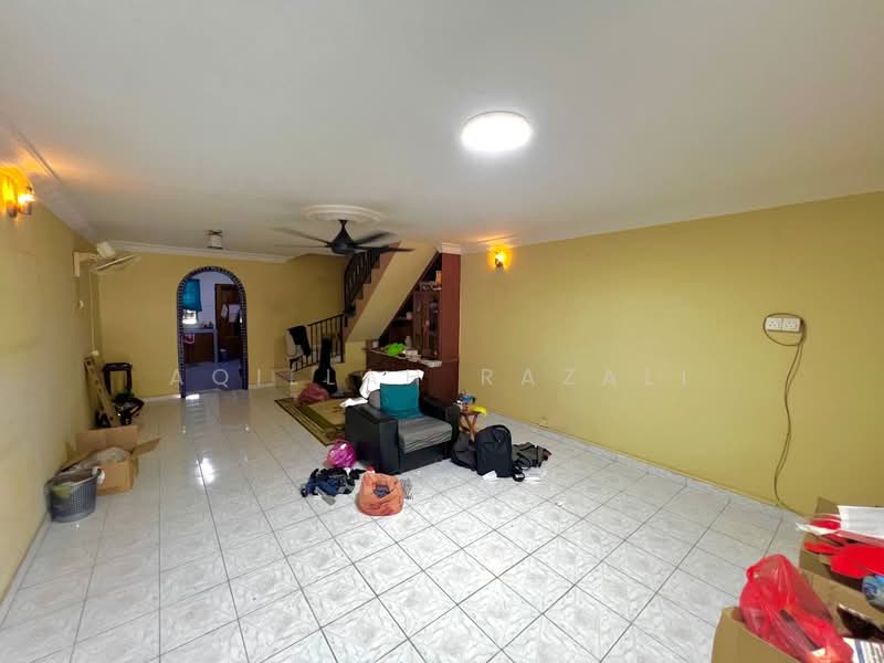 Rumah Teres 2 Tingkat untuk Dijual di Petaling Jaya (Selangor) - Aqillah Razali - Living Room - PropertyGuru.com.my
