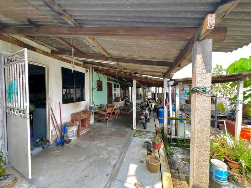 Rumah Teres 2 Tingkat untuk Dijual di Petaling Jaya (Selangor) - Aqillah Razali - Exterior - PropertyGuru.com.my