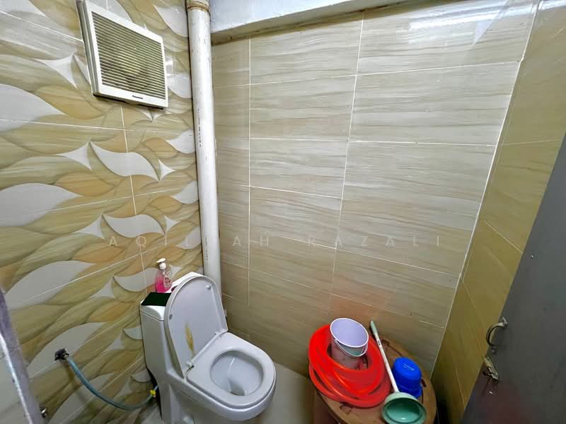 Rumah Teres 2 Tingkat untuk Dijual di Petaling Jaya (Selangor) - Aqillah Razali - Bathroom - PropertyGuru.com.my