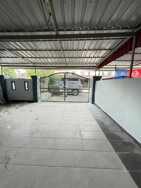 Rumah Teres 2 Tingkat untuk Dijual di Taman Mawar (Layang Layang) - Daniel Yong - Exterior - PropertyGuru.com.my