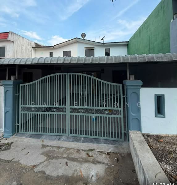 Rumah Teres 2 Tingkat untuk Dijual di Taman Mawar (Layang Layang) - Daniel Yong - Exterior - PropertyGuru.com.my