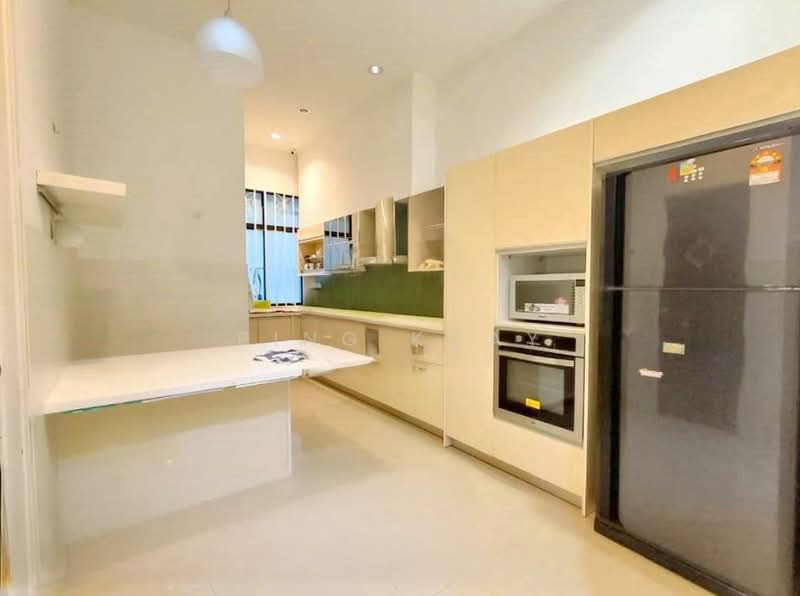 Rumah Teres 3 Tingkat untuk Dijual di Setia Pearl Island (Bayan Lepas) - Ping Koay - Kitchen - PropertyGuru.com.my