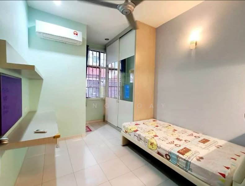 Rumah Teres 3 Tingkat untuk Dijual di Setia Pearl Island (Bayan Lepas) - Ping Koay - Bedroom - PropertyGuru.com.my