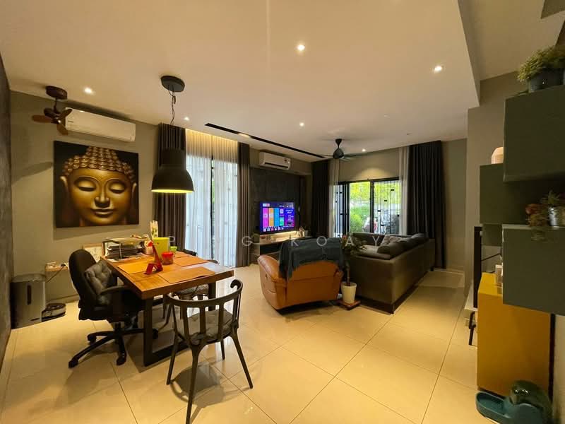 Rumah Teres 3 Tingkat untuk Dijual di Setia Pearl Island (Bayan Lepas) - Ping Koay - Living Room - PropertyGuru.com.my