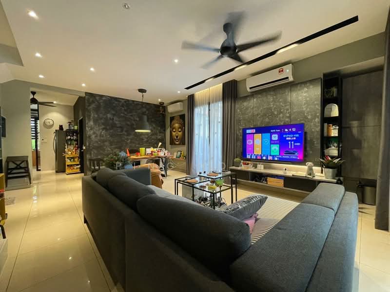 Rumah Teres 3 Tingkat untuk Dijual di Setia Pearl Island (Bayan Lepas) - Ping Koay - Living Room - PropertyGuru.com.my