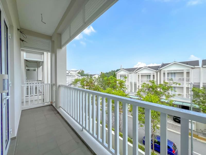 Rumah Teres 3 Tingkat untuk Dijual di Mont Kiara (Kuala Lumpur) - Reena Sarif - Balcony - PropertyGuru.com.my