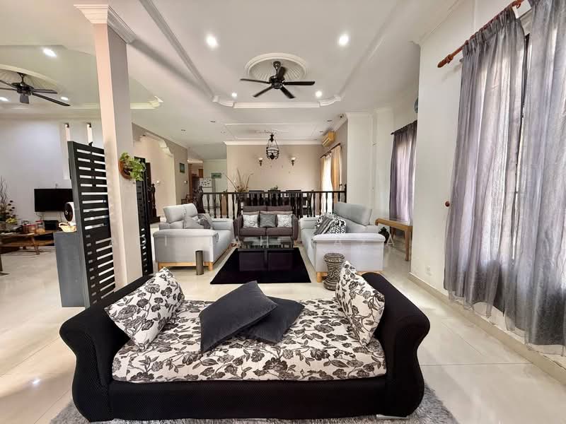 Bungalow House for Sale in Kajang (Selangor) - Aqillah Razali - Living Room - PropertyGuru.com.my