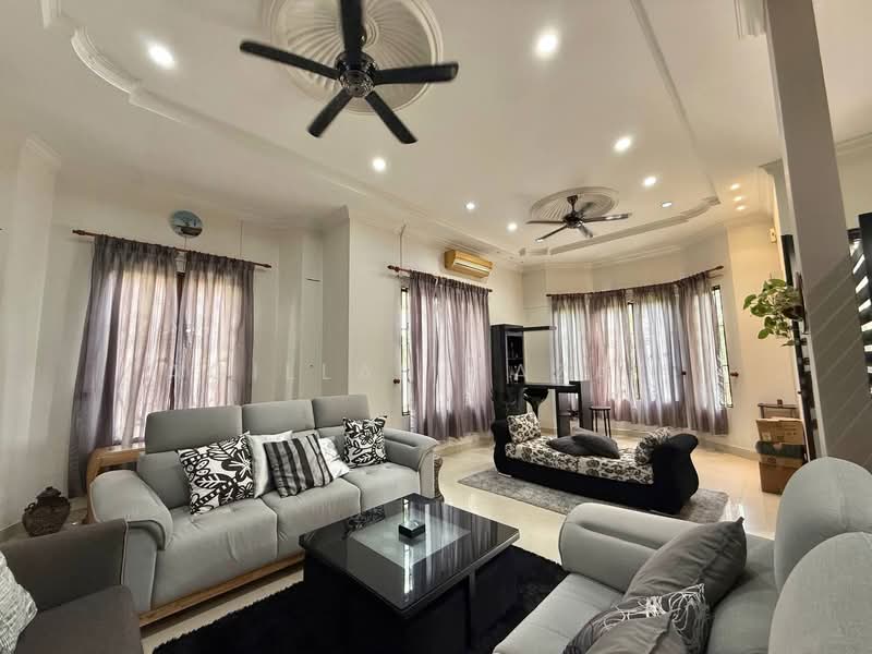 Bungalow House for Sale in Kajang (Selangor) - Aqillah Razali - Living Room - PropertyGuru.com.my