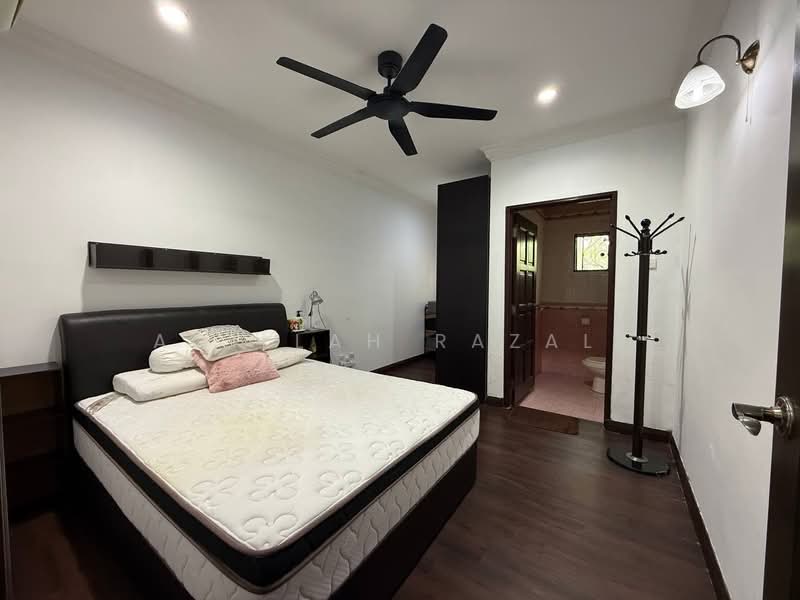 Bungalow House for Sale in Kajang (Selangor) - Aqillah Razali - Bedroom - PropertyGuru.com.my