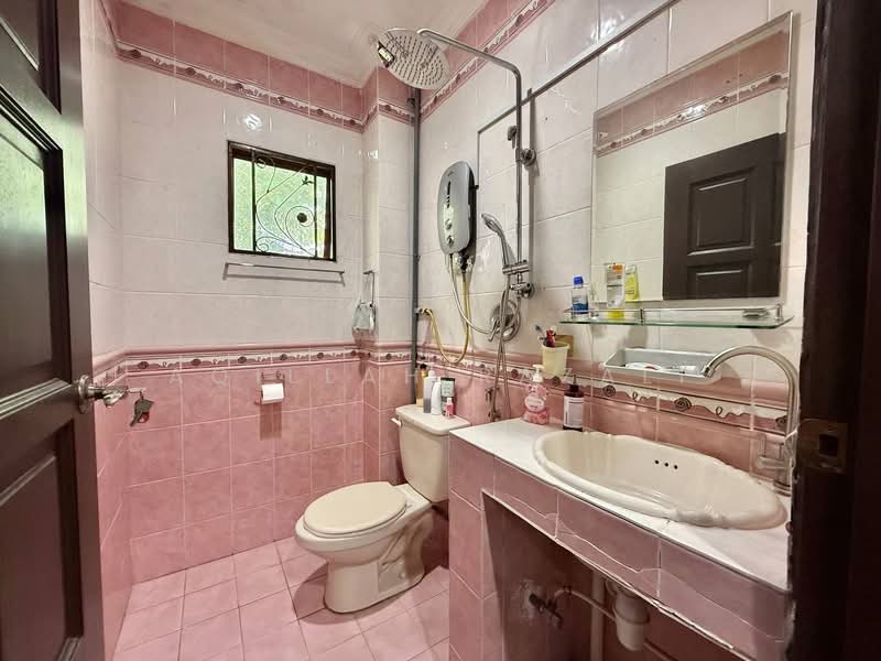 Bungalow House for Sale in Kajang (Selangor) - Aqillah Razali - PropertyGuru.com.my