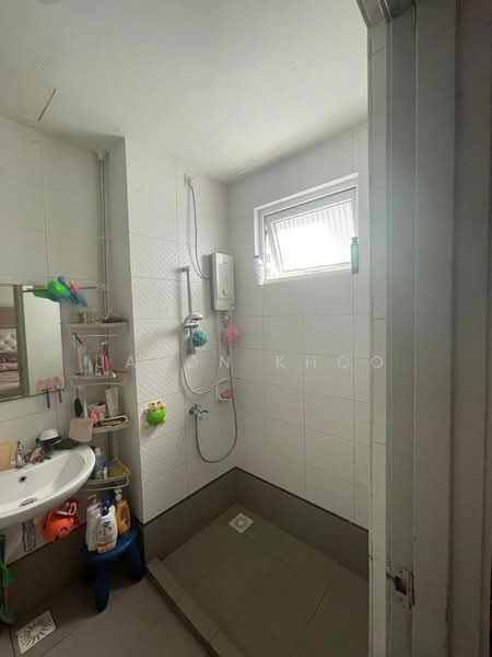 Servis Apartment untuk Dijual di Seasons Amara Larkin - Jason Khoo - Bathroom - PropertyGuru.com.my