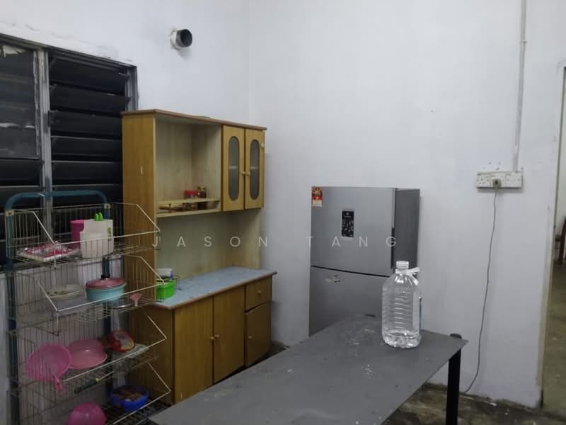 Rumah Teres 2 Tingkat untuk Disewa di Kulai (Johor) - Jason Tang - Kitchen - PropertyGuru.com.my