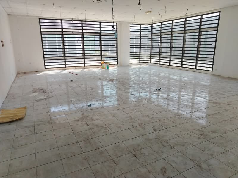 Warehouse for Rent in Klang (Selangor) - Pepsi Ang - Interior - PropertyGuru.com.my