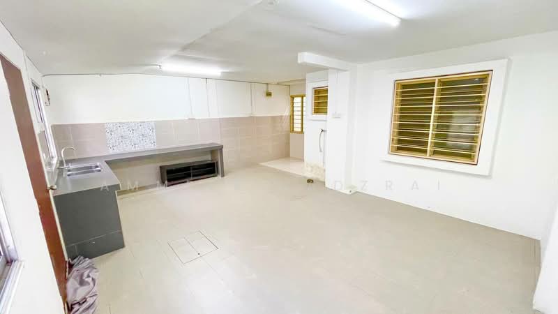 Rumah Teres 2 Tingkat untuk Dijual di Jenjarom (Selangor) - Ammeer Nadzrai - Kitchen - PropertyGuru.com.my