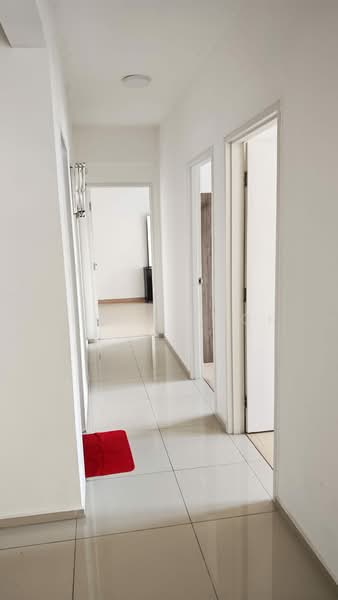 Servis Apartment untuk Dijual di Ashino @ Gravit8 - Elwin Chok - Corridor - PropertyGuru.com.my
