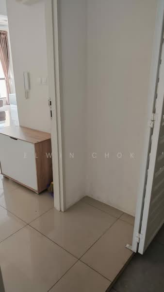 Servis Apartment untuk Dijual di Ashino @ Gravit8 - Elwin Chok - Entrance - PropertyGuru.com.my
