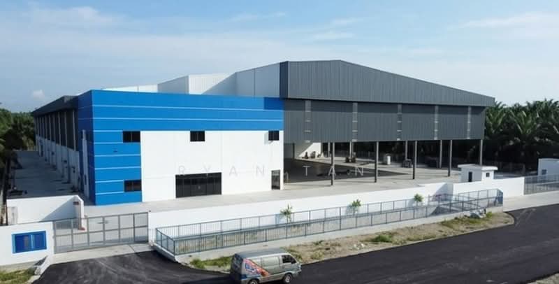 Warehouse for Rent in Port Klang (Pelabuhan Klang) (Selangor) - Ryan Tan - Exterior - PropertyGuru.com.my