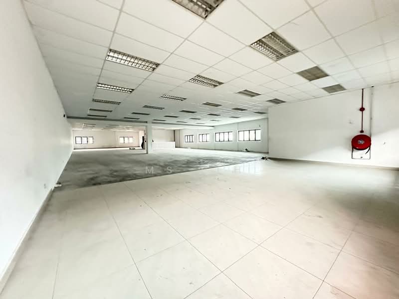 Semi-D Factory for Rent in Taman Industri Alam Jaya (Puncak Alam) - Ms Teh - Interior - PropertyGuru.com.my