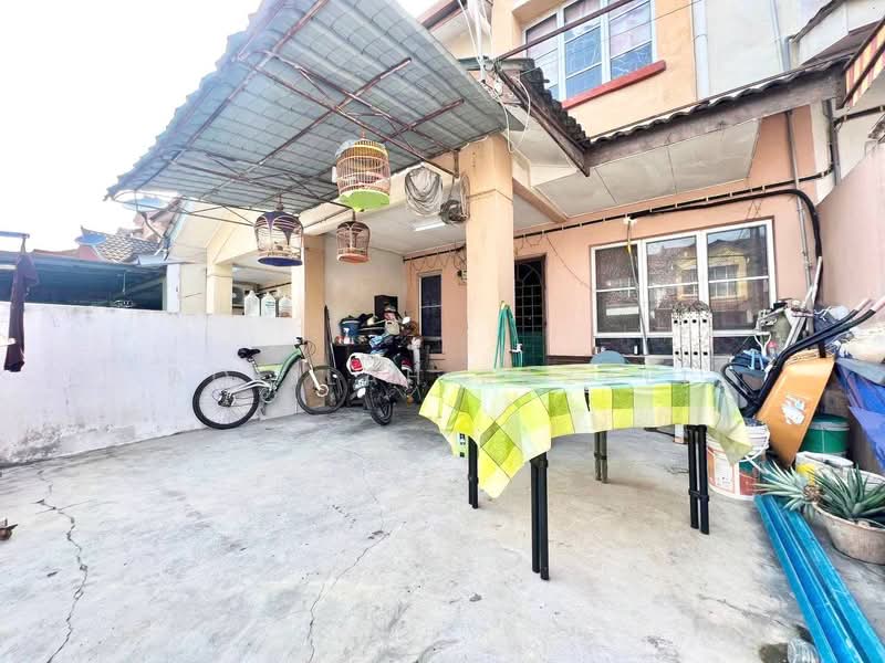 Rumah Teres 2 Tingkat untuk Dijual di Bandar Bukit Mahkota (Bangi) - Aqillah Razali - Exterior - PropertyGuru.com.my