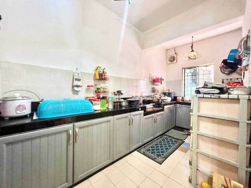 Rumah Teres 2 Tingkat untuk Dijual di Bandar Bukit Mahkota (Bangi) - Aqillah Razali - Kitchen - PropertyGuru.com.my