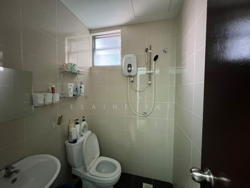 Kondominium untuk Disewa di Residensi Zamrud - Elaine Yap - Bathroom - PropertyGuru.com.my