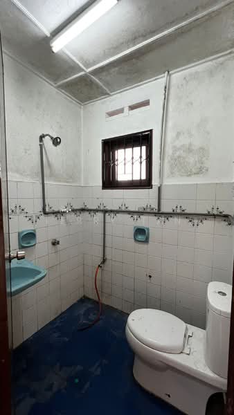 2-storey Terraced House for Sale in Taman Suria (Johor Bahru) - Terry Tan - Bathroom - PropertyGuru.com.my